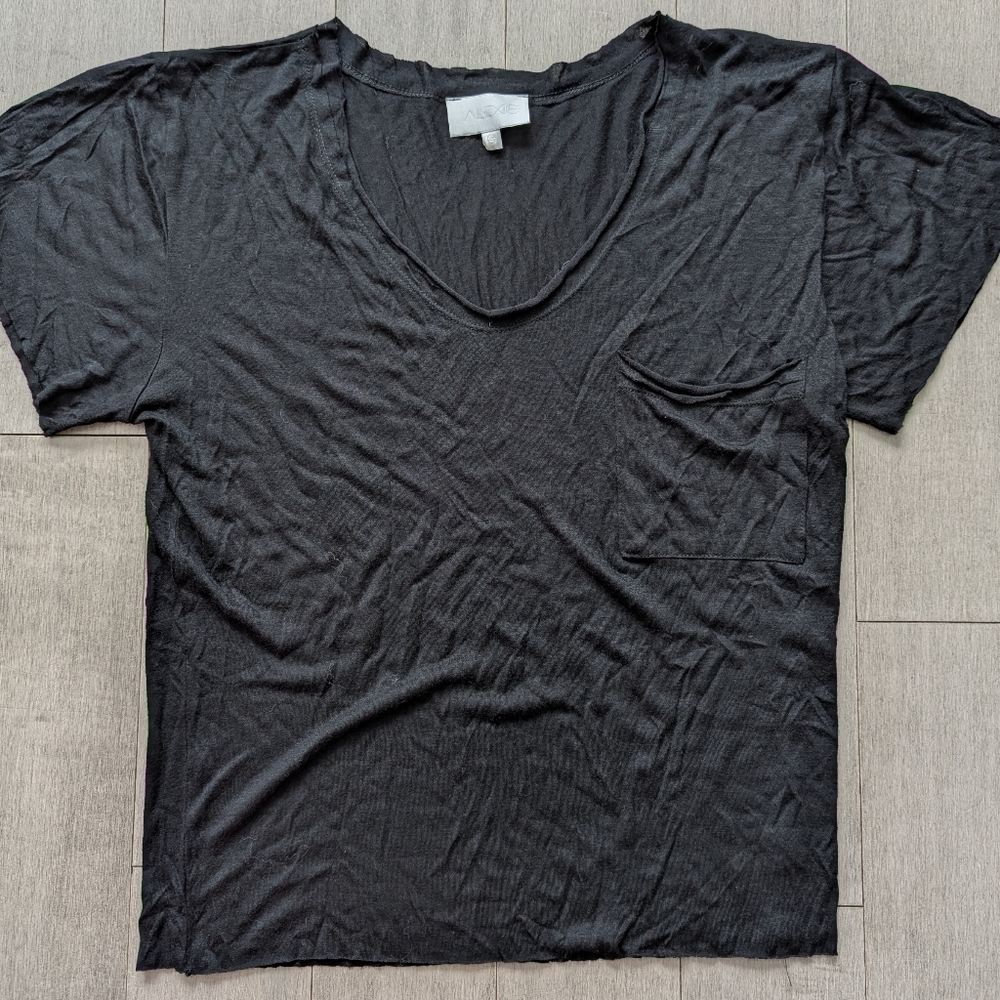 Alexis Distressed Black Short Sleeve Tee Shirt Raw Cut Off Hem Size Small